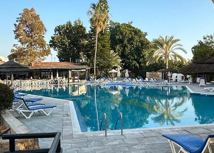 アパート Gardens